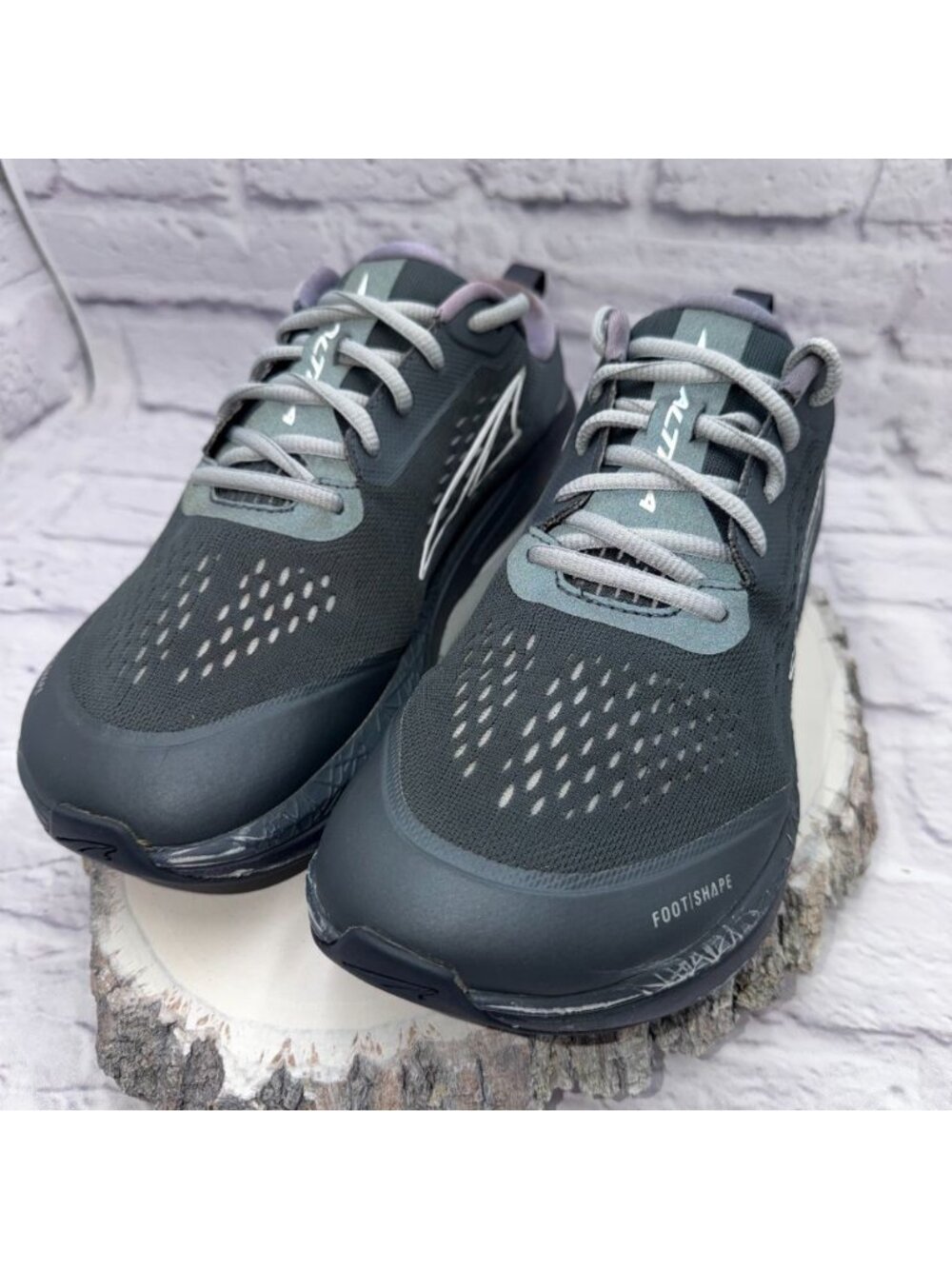 Altra Paradigm 5 Men’s Athletic Running Shoes Gray Size 8 AL0A4VQ0442 - Picture 2 of 10
